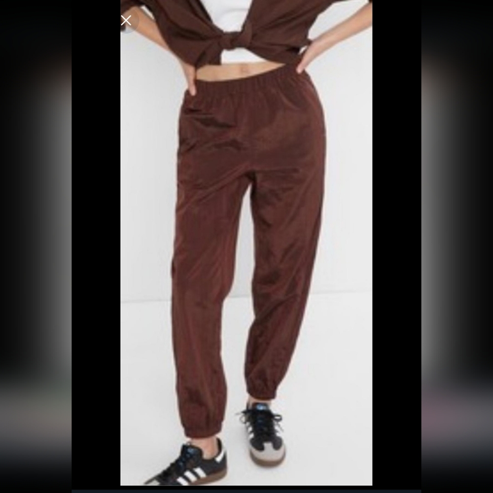 BROWN HIGH RISE JOGGERS